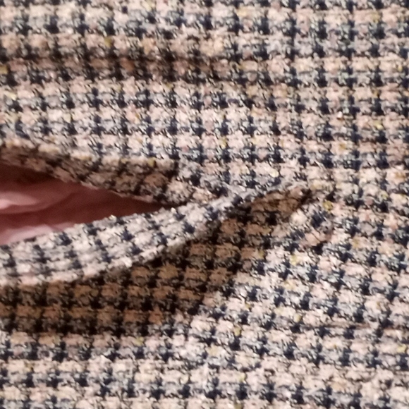 Suzy Shier Blazer - Picture 3 of 5